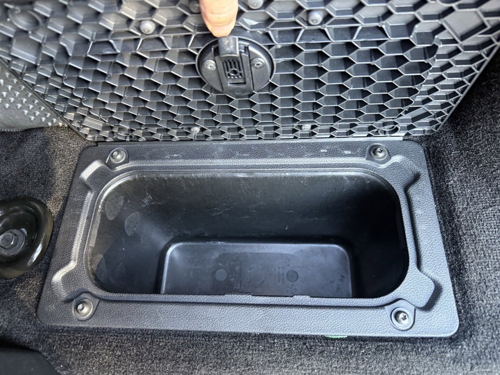 Used 2015 RAM 1500 Sport w/ Convenience Group image 44