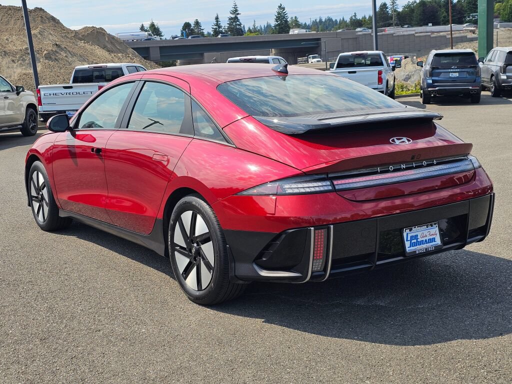 Used 2024 Hyundai Ioniq 6 SE AWD/4WD image 7
