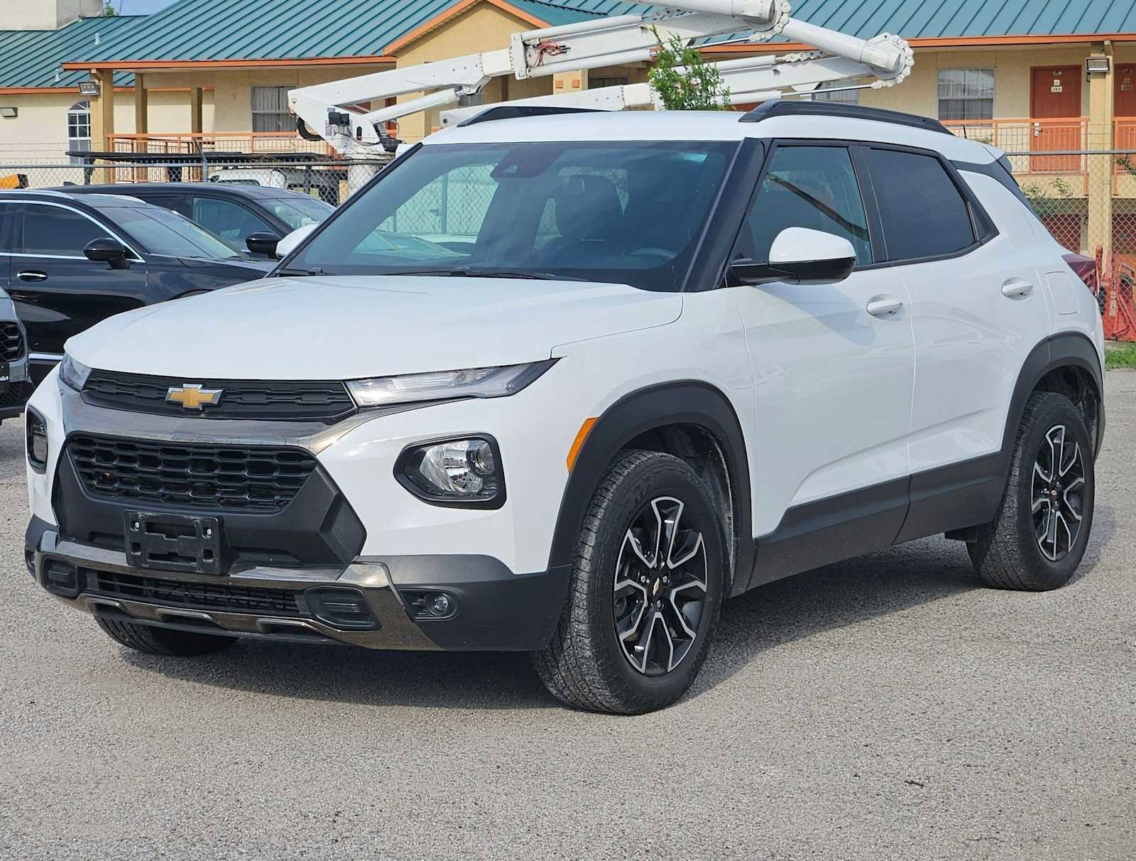 Used 2023 Chevrolet TrailBlazer ACTIV FWD image 10