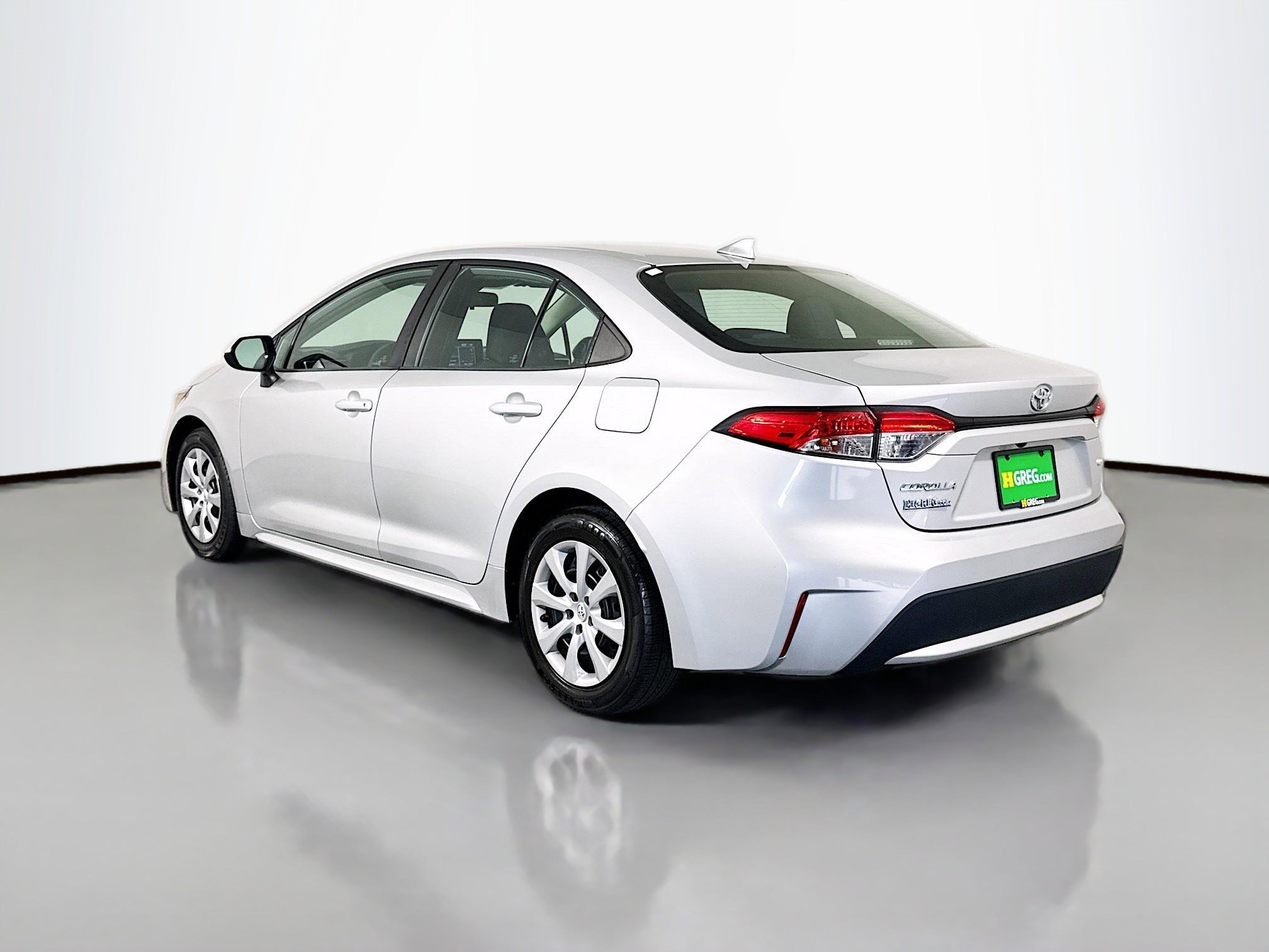 Used 2021 Toyota Corolla LE FWD image 7