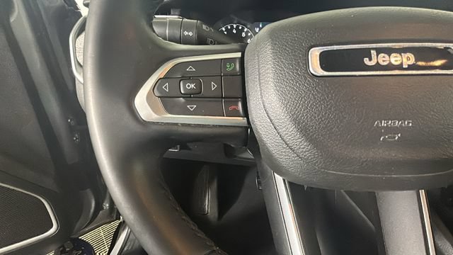 Used 2022 Jeep Compass Latitude AWD/4WD image 16