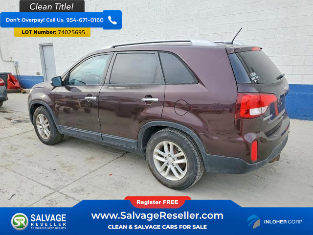 Used 2015 Kia Sorento LX image 3