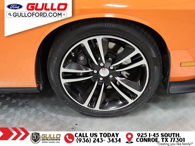 Used 2014 Dodge Challenger SRT8 Core w/ Electronics Convenience Group image 26
