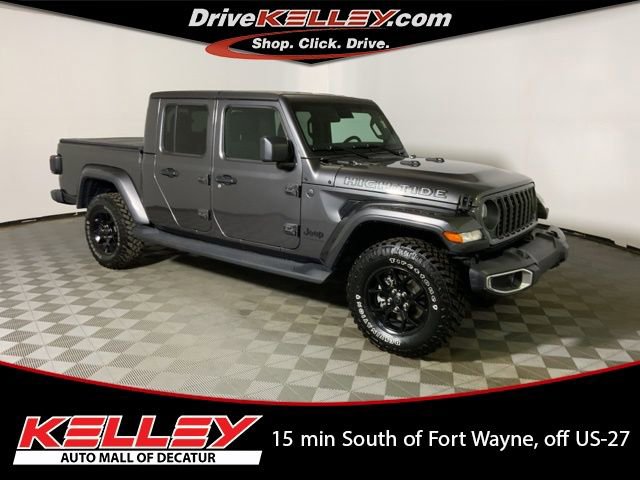 Used 2025 Jeep Gladiator Sport image 1