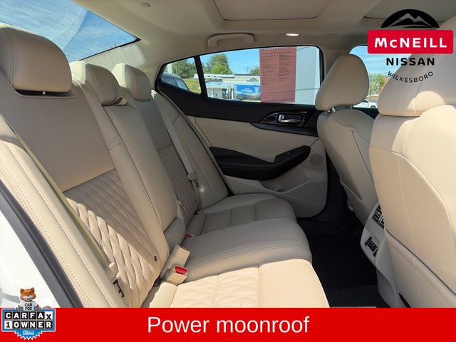Used 2023 Nissan Maxima Platinum w/ Sport Mat Group FWD image 14