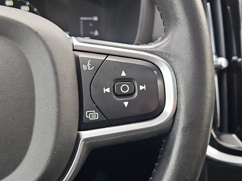 Used 2019 Volvo S60 T6 Momentum AWD/4WD image 24