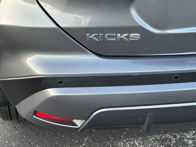 Used 2023 Nissan Kicks SV FWD image 13