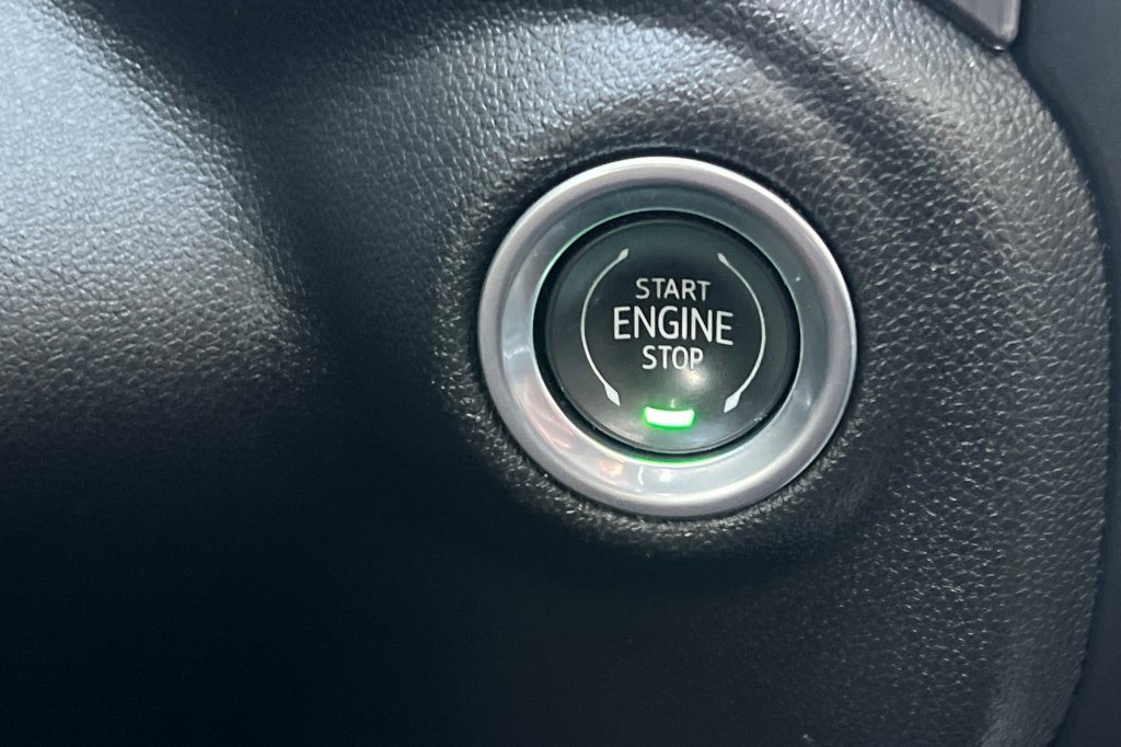 Used 2020 GMC Sierra 2500 Denali w/ Denali Ultimate Package image 19