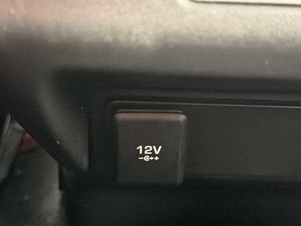 Used 2020 Land Rover Range Rover Evoque SE AWD/4WD image 40