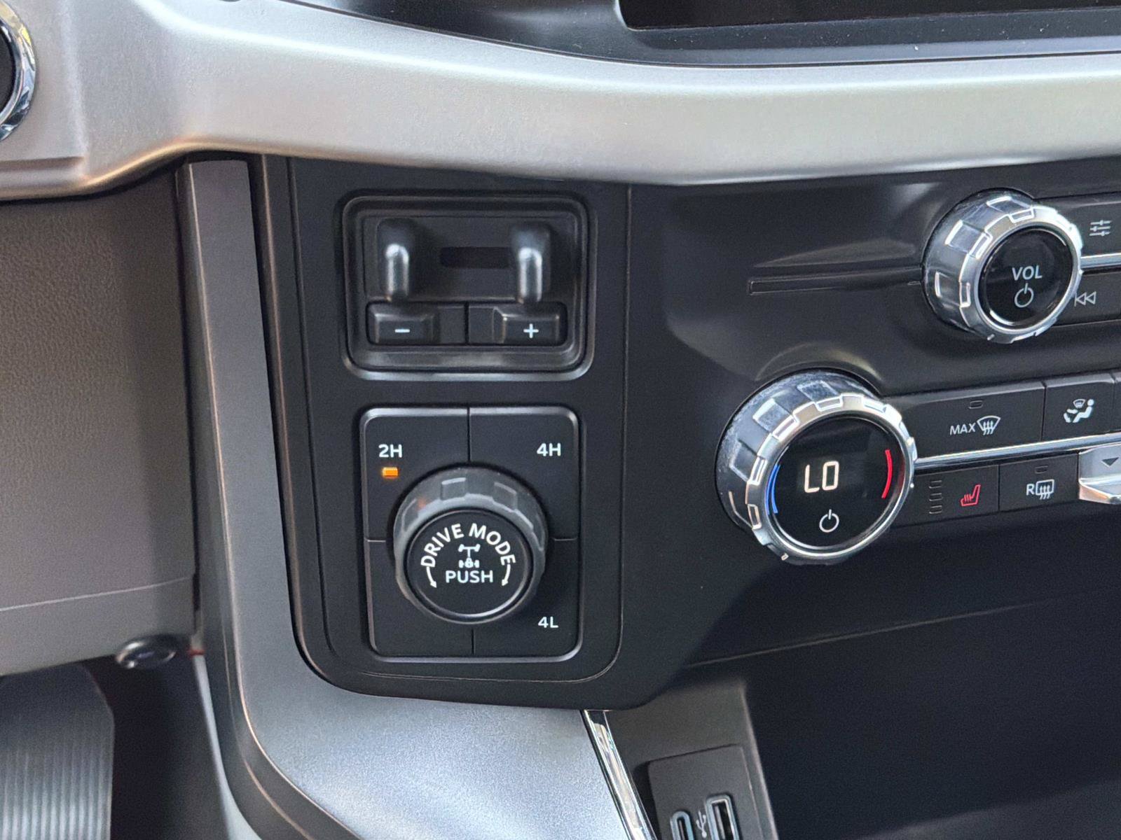 Used 2021 Ford F150 XLT w/ Equipment Group 302A High AWD/4WD image 28