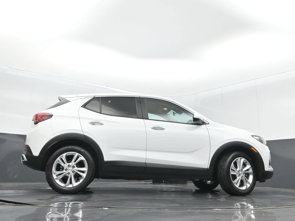 Used 2023 Buick Encore GX Preferred w/ Cold Weather Comfort Package FWD image 35