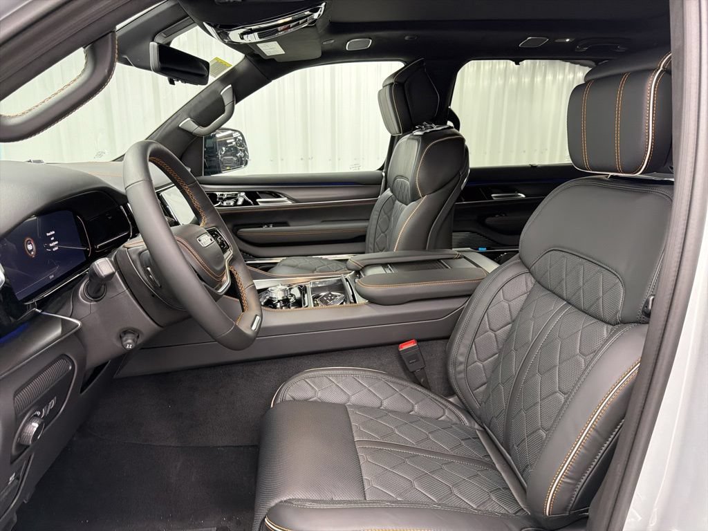 New 2026 Jeep Grand Wagoneer Summit AWD/4WD image 20