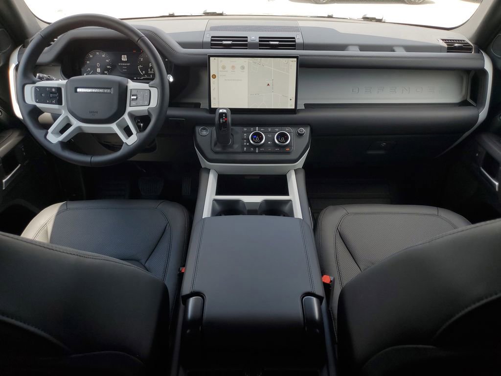 Certified 2025 Land Rover Defender 130 X-Dynamic SE image 30