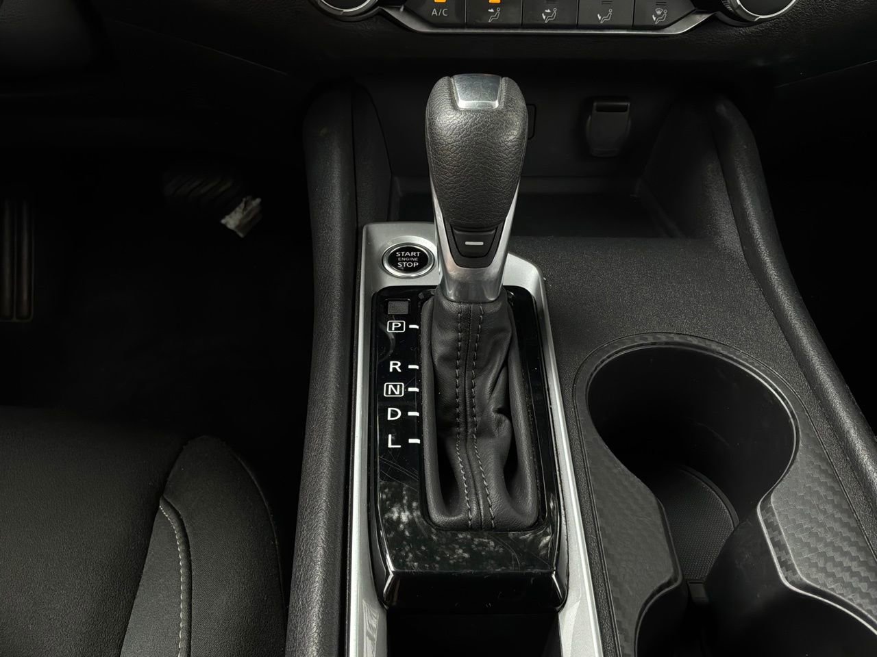Used 2025 Nissan Altima 2.5 SV FWD image 23