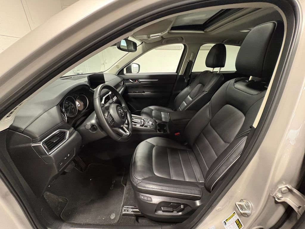 Used 2025 MAZDA CX-5 AWD 2.5 S w/ Preferred Package image 18