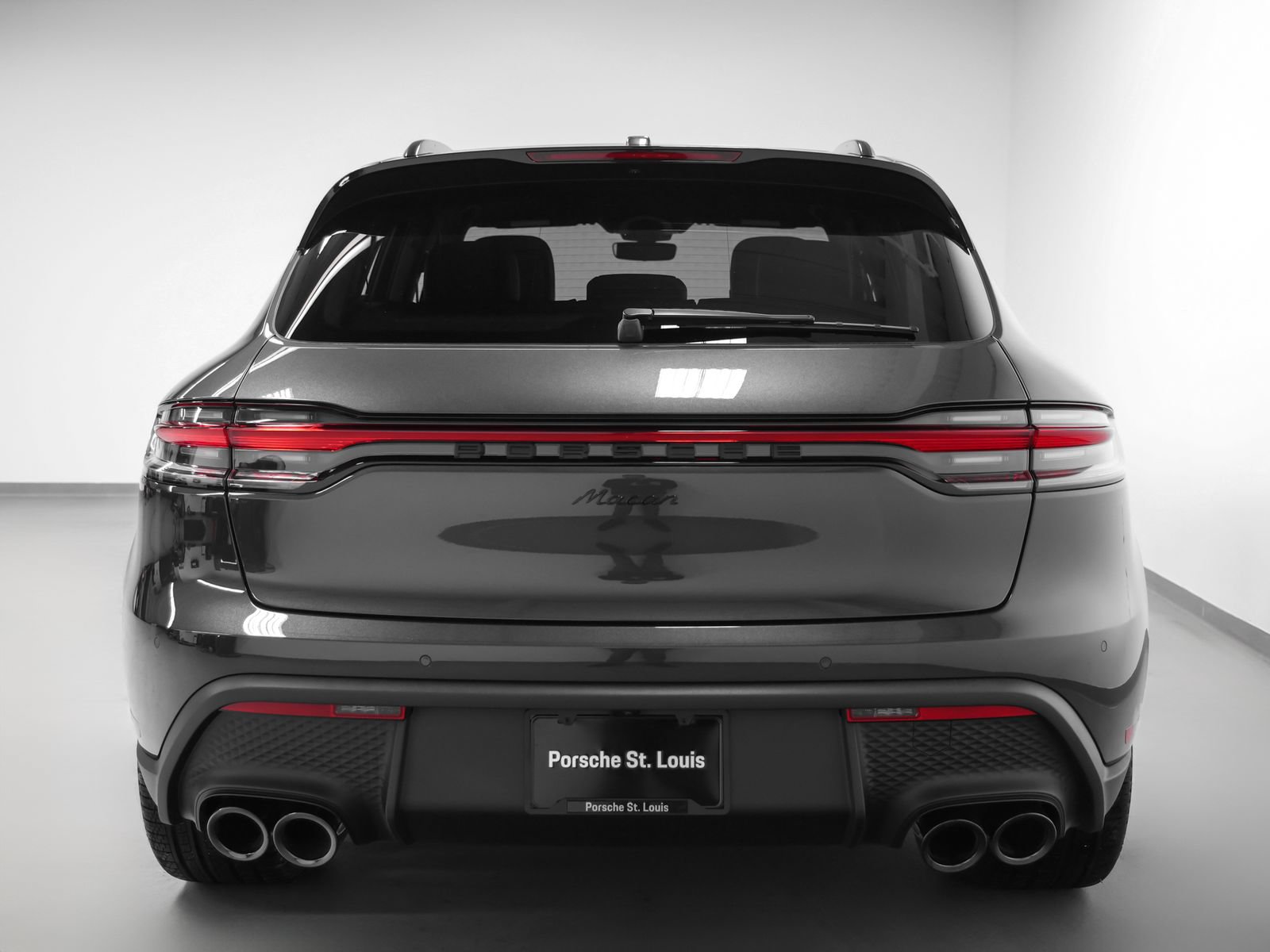 New 2026 Porsche Macan AWD/4WD image 9
