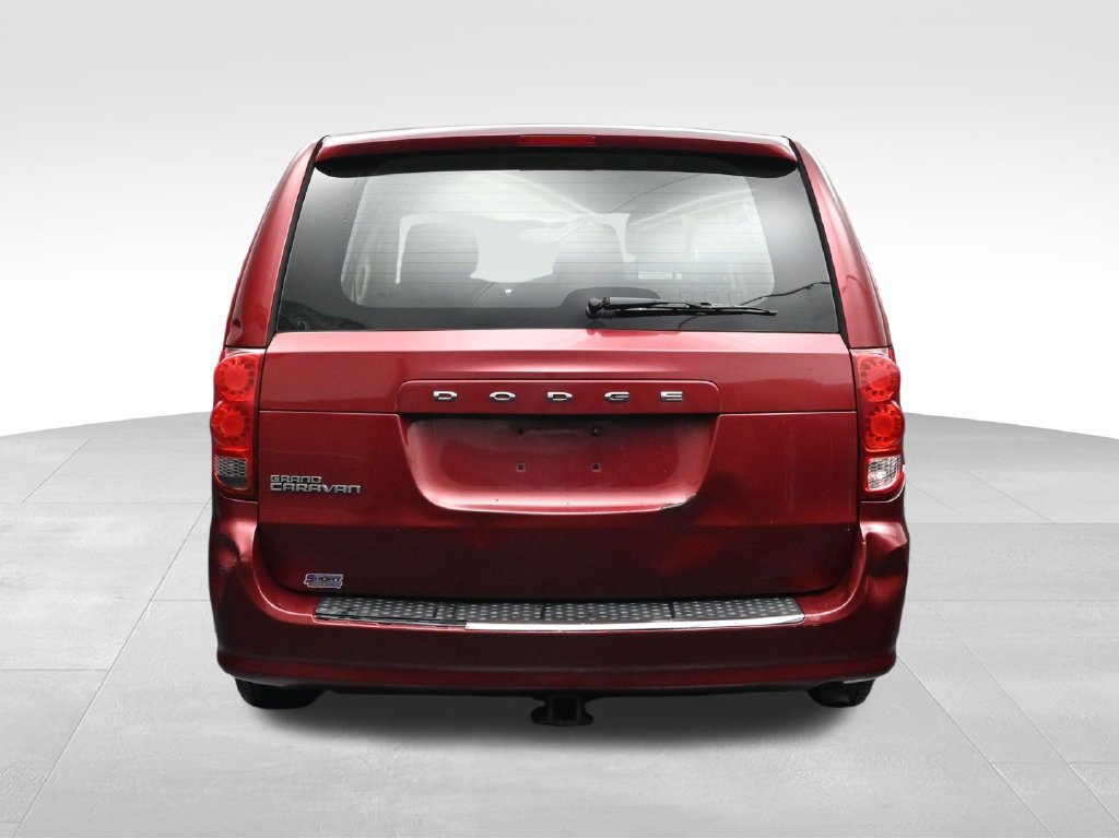 Used 2015 Dodge Grand Caravan American Value Package FWD image 4
