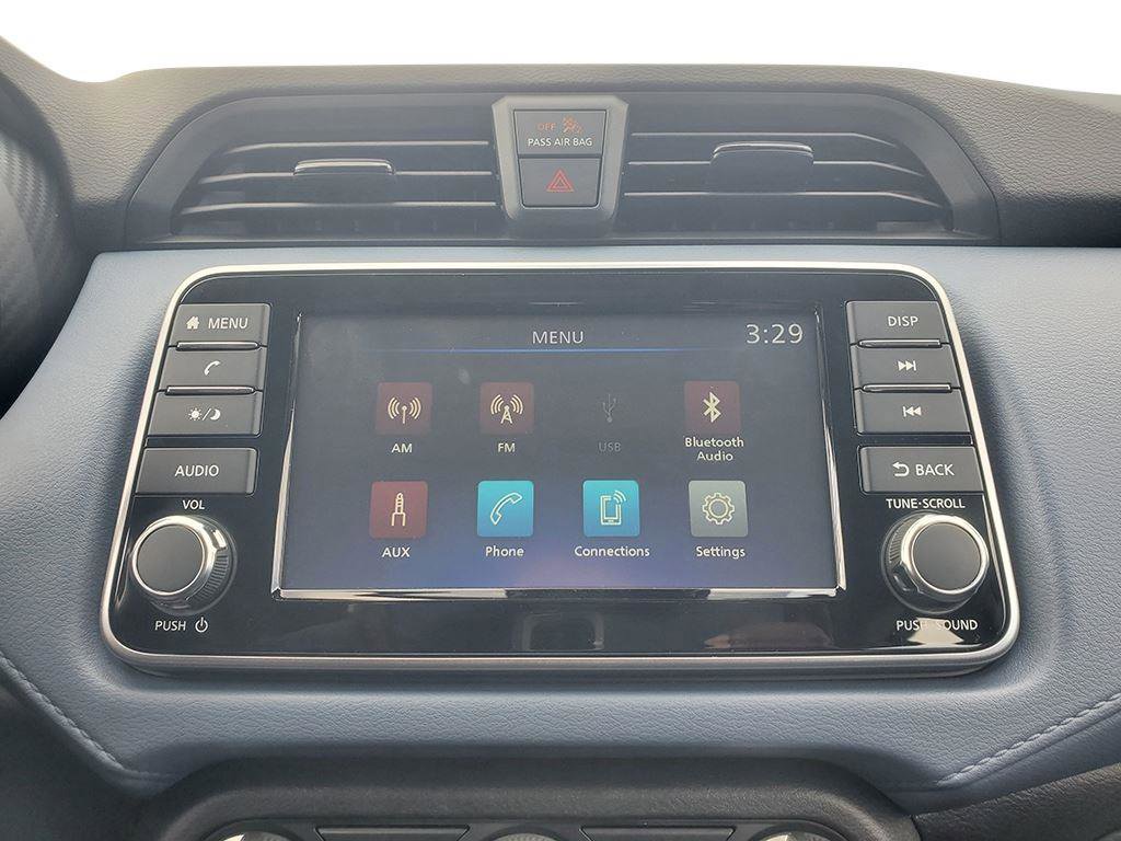 New 2025 Nissan Versa SV w/ Trunk Package FWD image 21