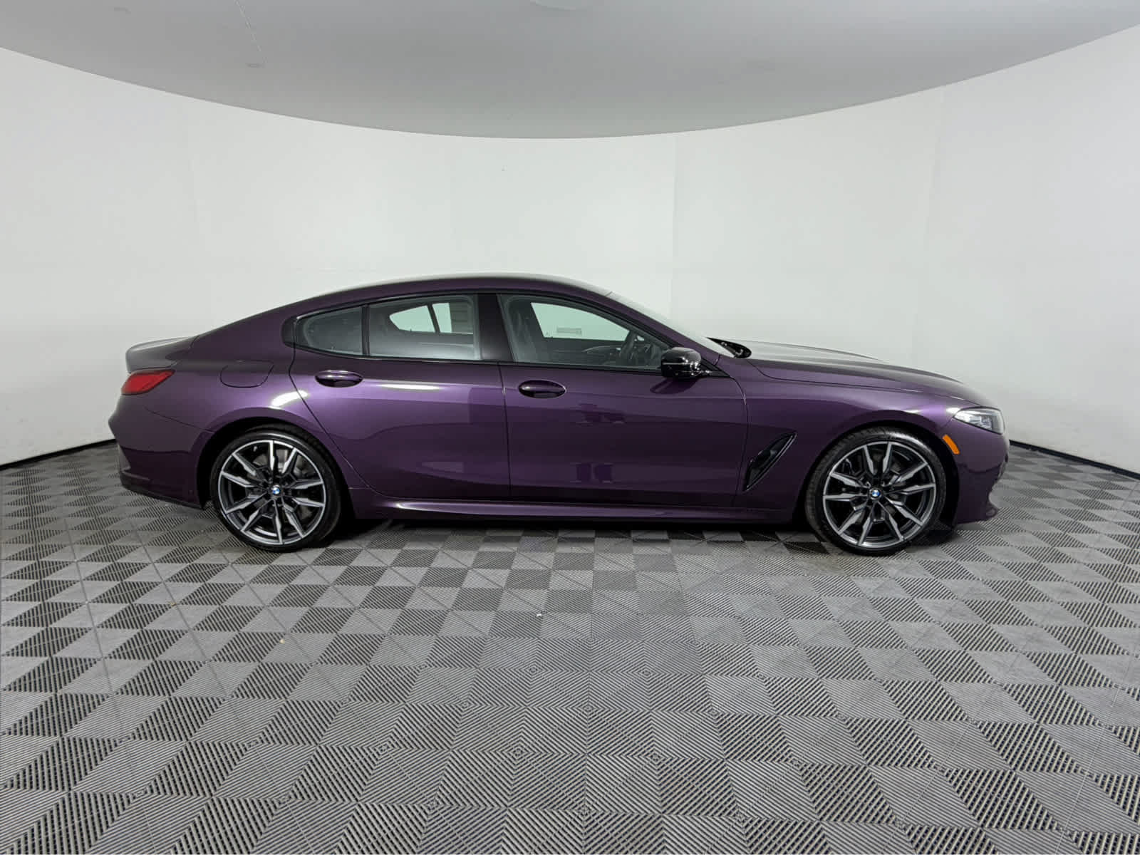 New 2026 BMW M850i xDrive AWD/4WD image 2