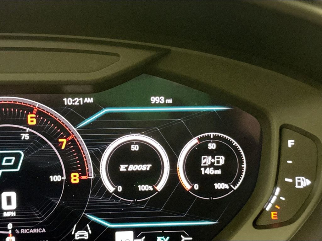 Used 2025 Lamborghini Urus Performante AWD/4WD image 12