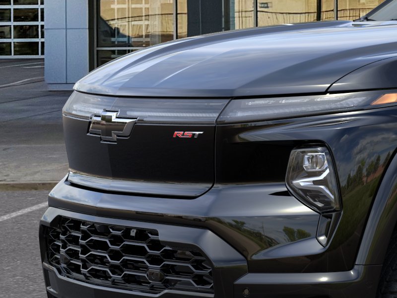 New 2025 Chevrolet Silverado EV RST AWD/4WD image 14