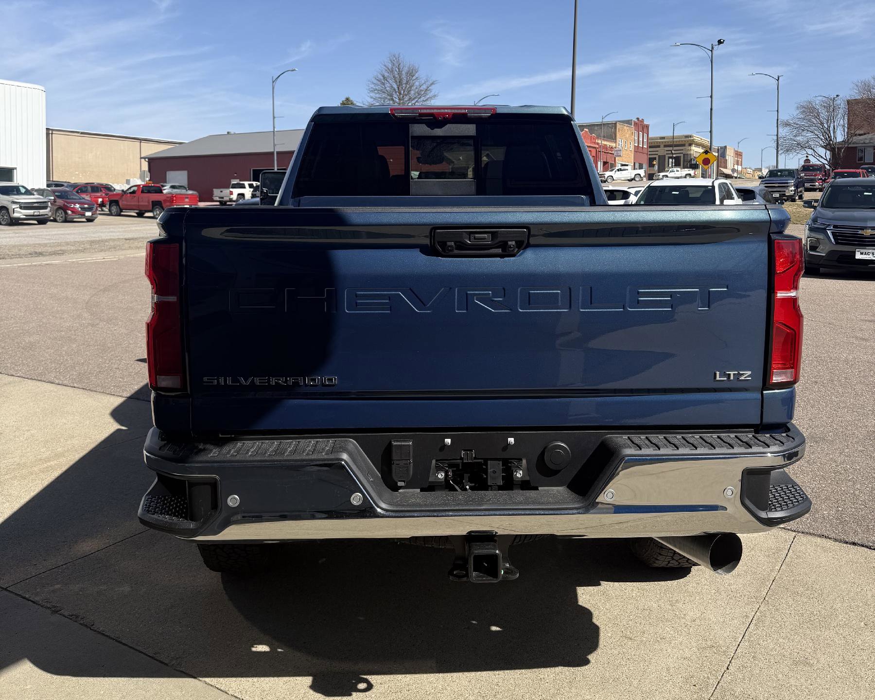New 2026 Chevrolet Silverado 2500 LTZ w/ LTZ Premium Package AWD/4WD image 11