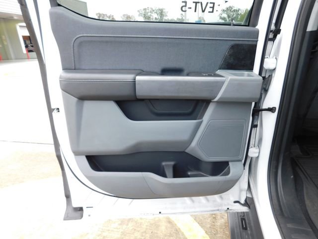 Used 2023 Ford F150 Lightning XLT image 14