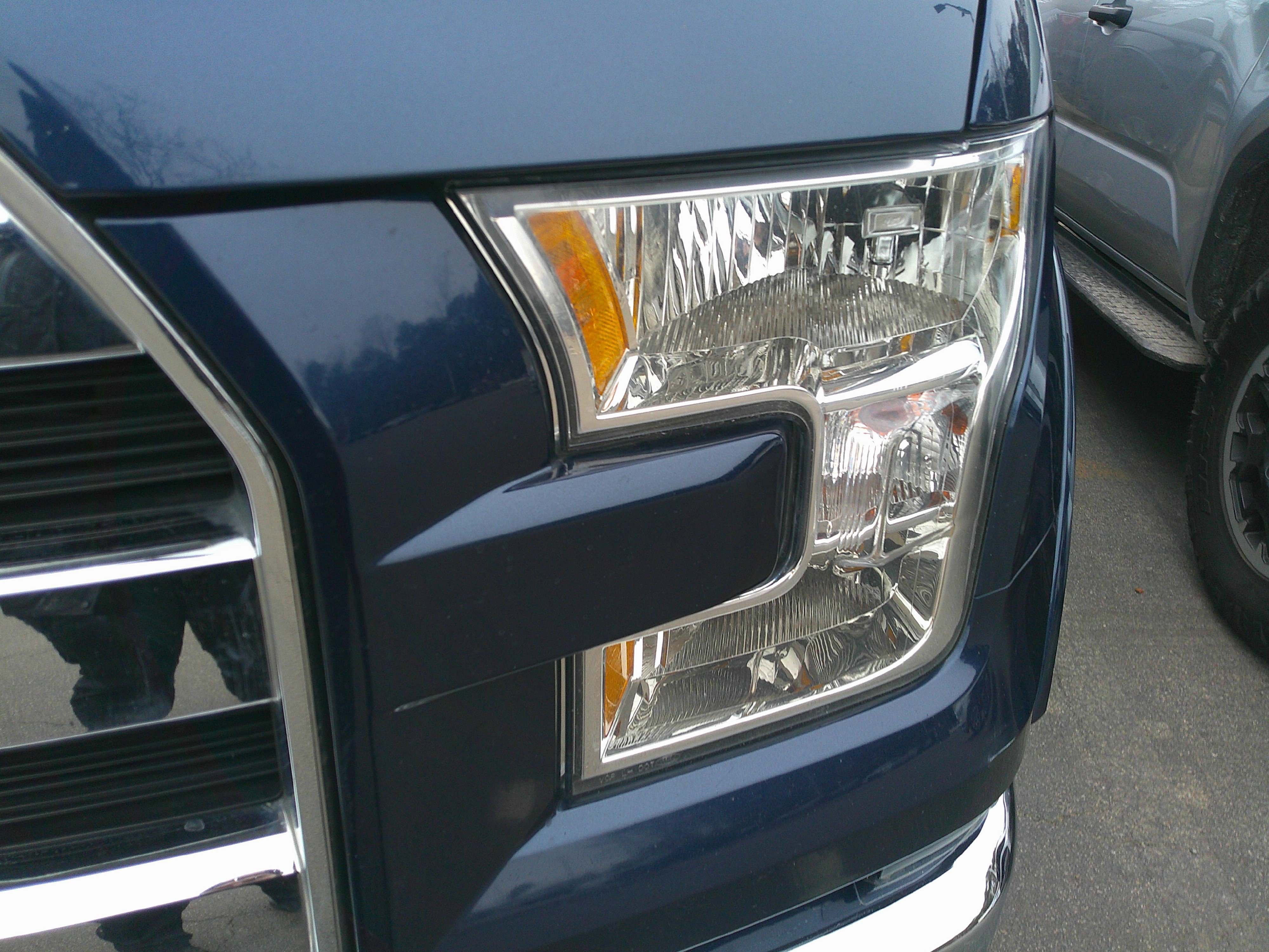 Used 2017 Ford F150 Lariat image 10