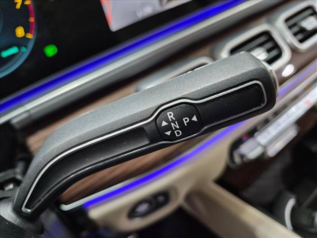 Used 2023 Mercedes-Benz GLS 450 4MATIC image 12