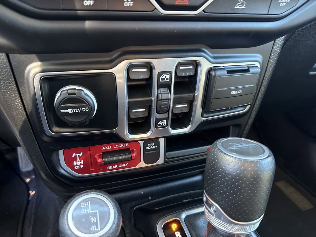 Used 2023 Jeep Gladiator Mojave w/ LED Lighting Group image 38