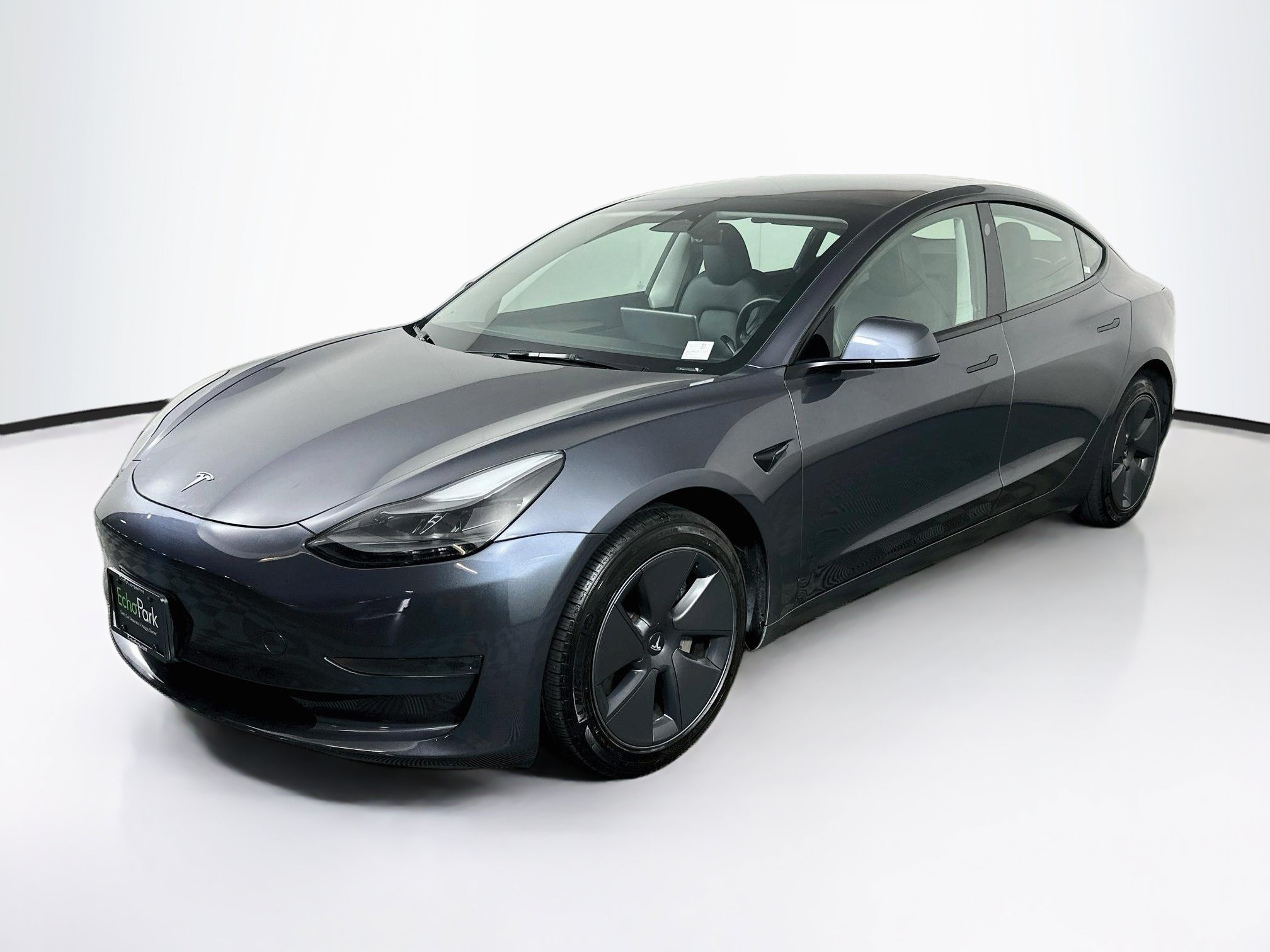 Used 2023 Tesla Model 3 Standard Range RWD image 3