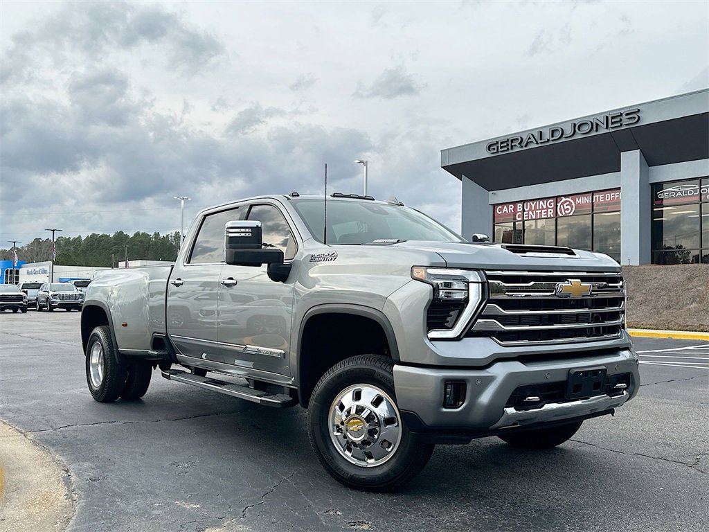 Used 2024 Chevrolet Silverado 3500 High Country w/ High Country Premium Package video 1