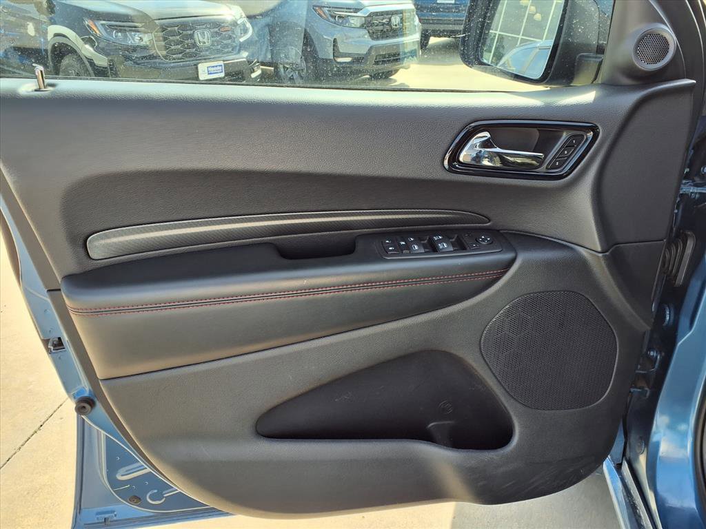 Used 2025 Dodge Durango GT AWD/4WD image 16