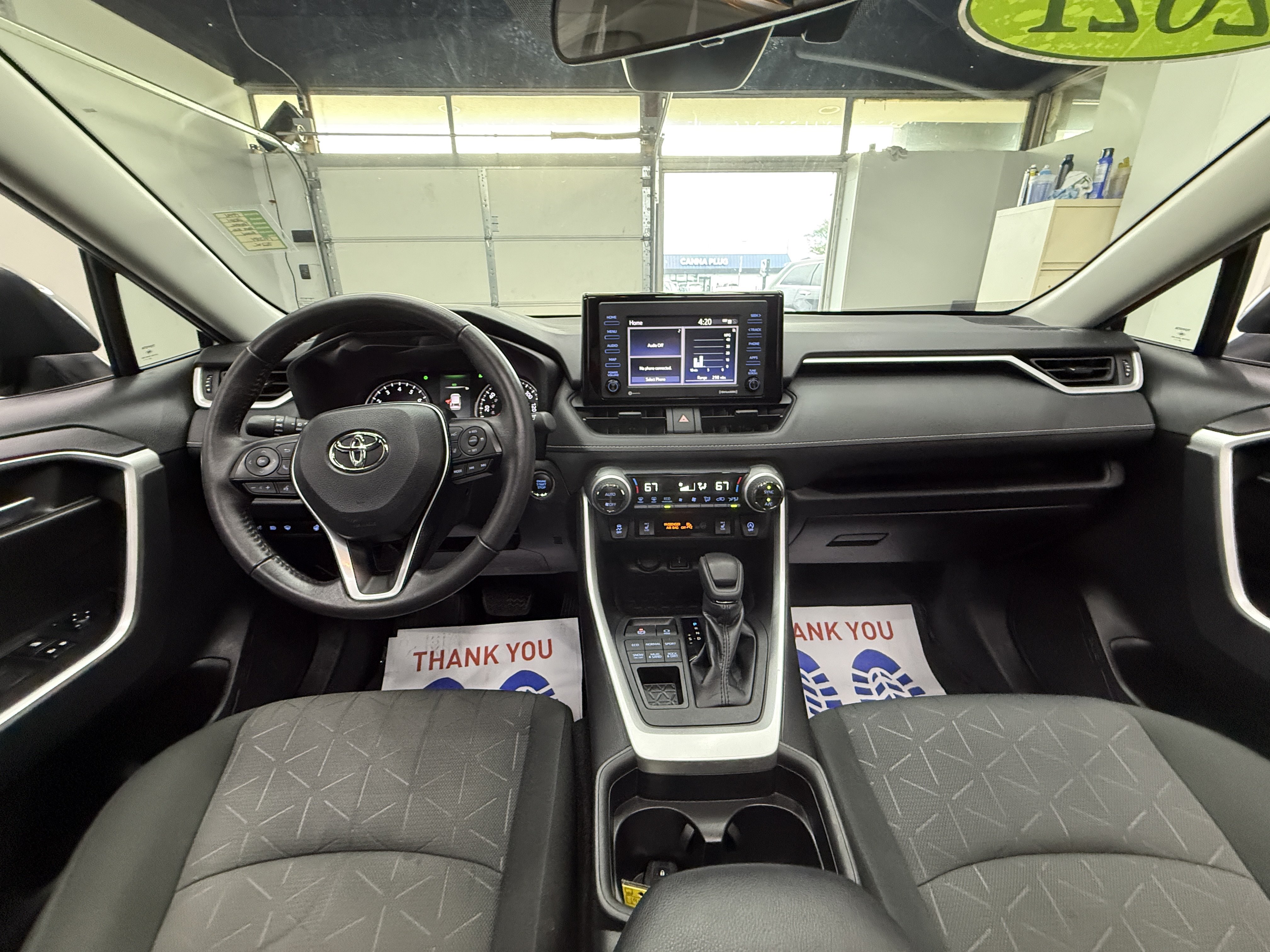 Used 2021 Toyota RAV4 XLE w/ Convenience Package AWD/4WD image 11