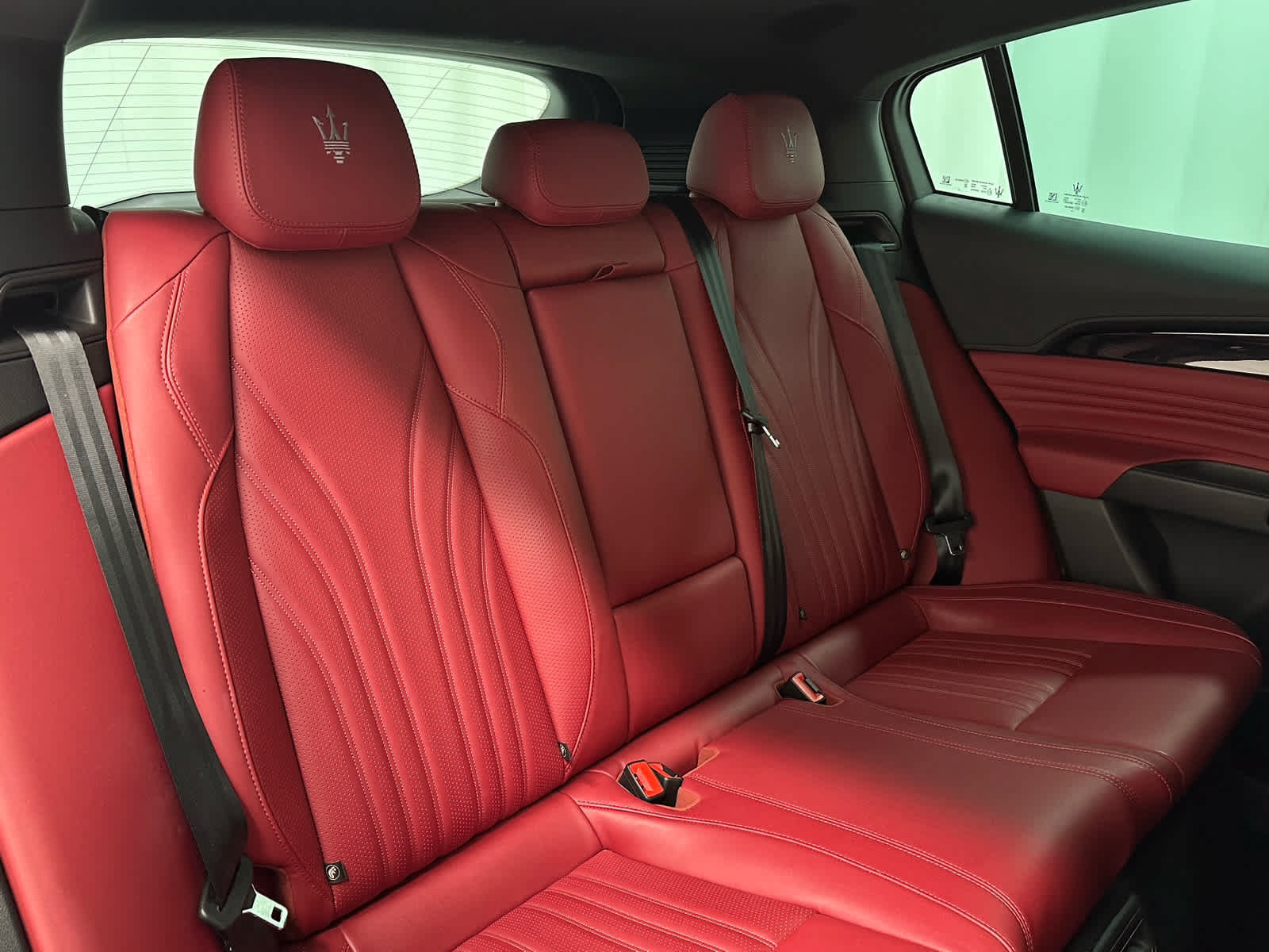 Used 2023 Maserati Grecale Modena AWD/4WD image 21
