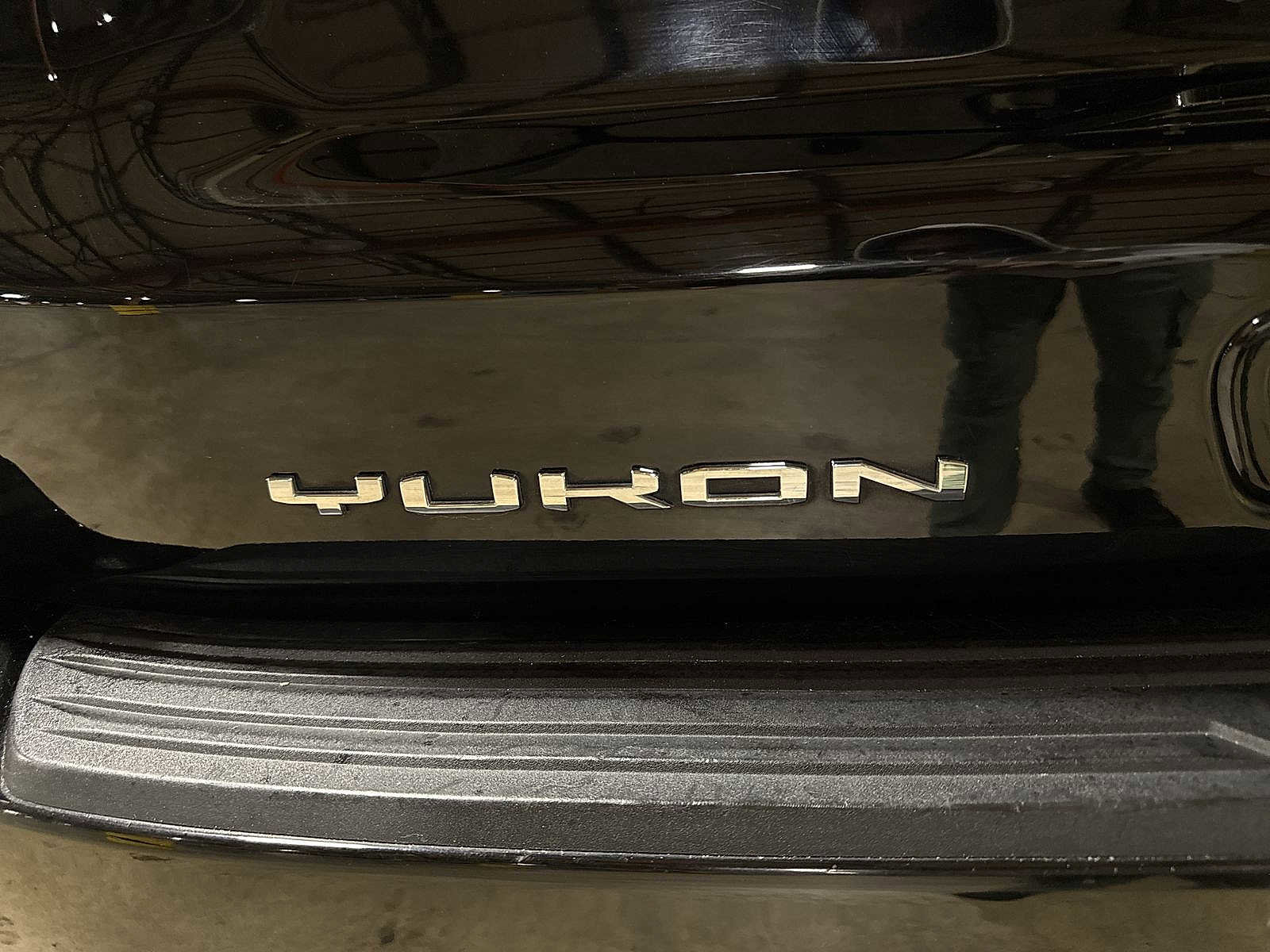 Used 2023 GMC Yukon SLT image 26