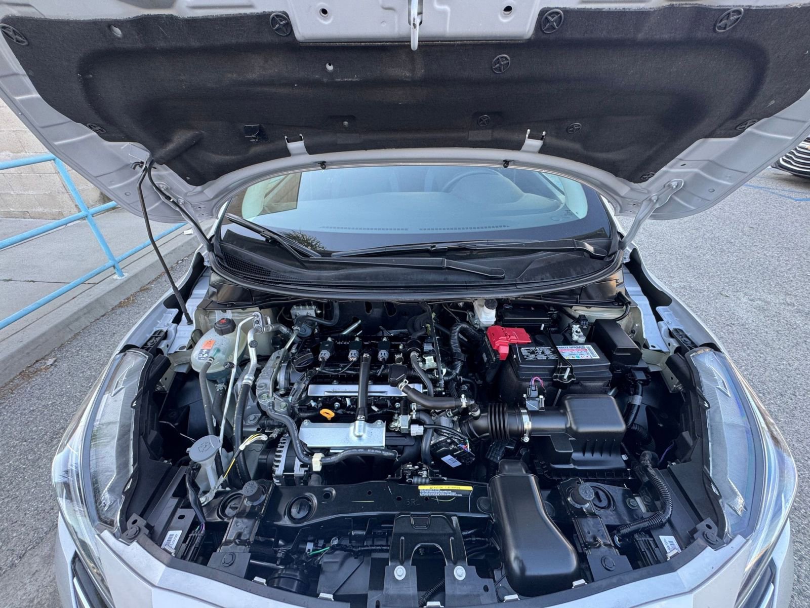 Used 2025 Nissan Versa SV FWD image 31