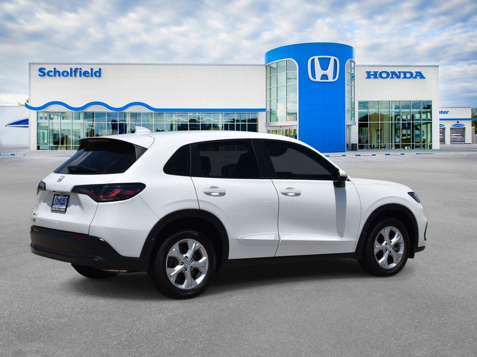 Used 2024 Honda HR-V LX image 3