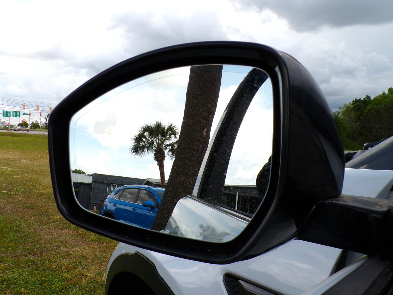 Used 2019 Land Rover Discovery Sport image 34