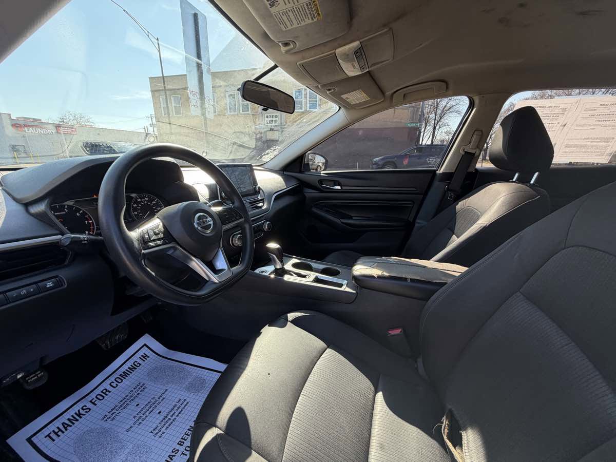 Used 2019 Nissan Altima 2.5 S FWD image 14