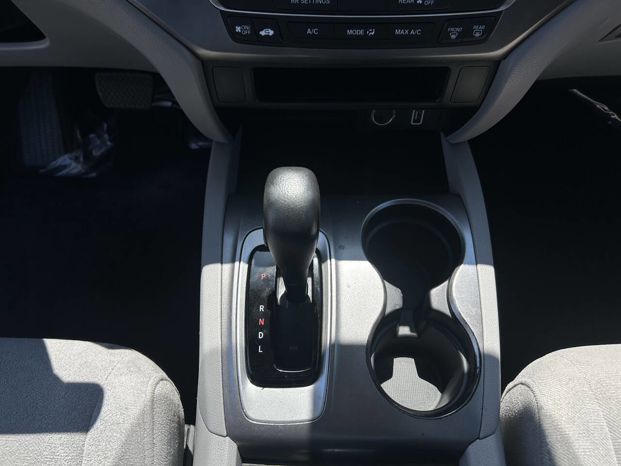 Used 2019 Honda Pilot LX image 16