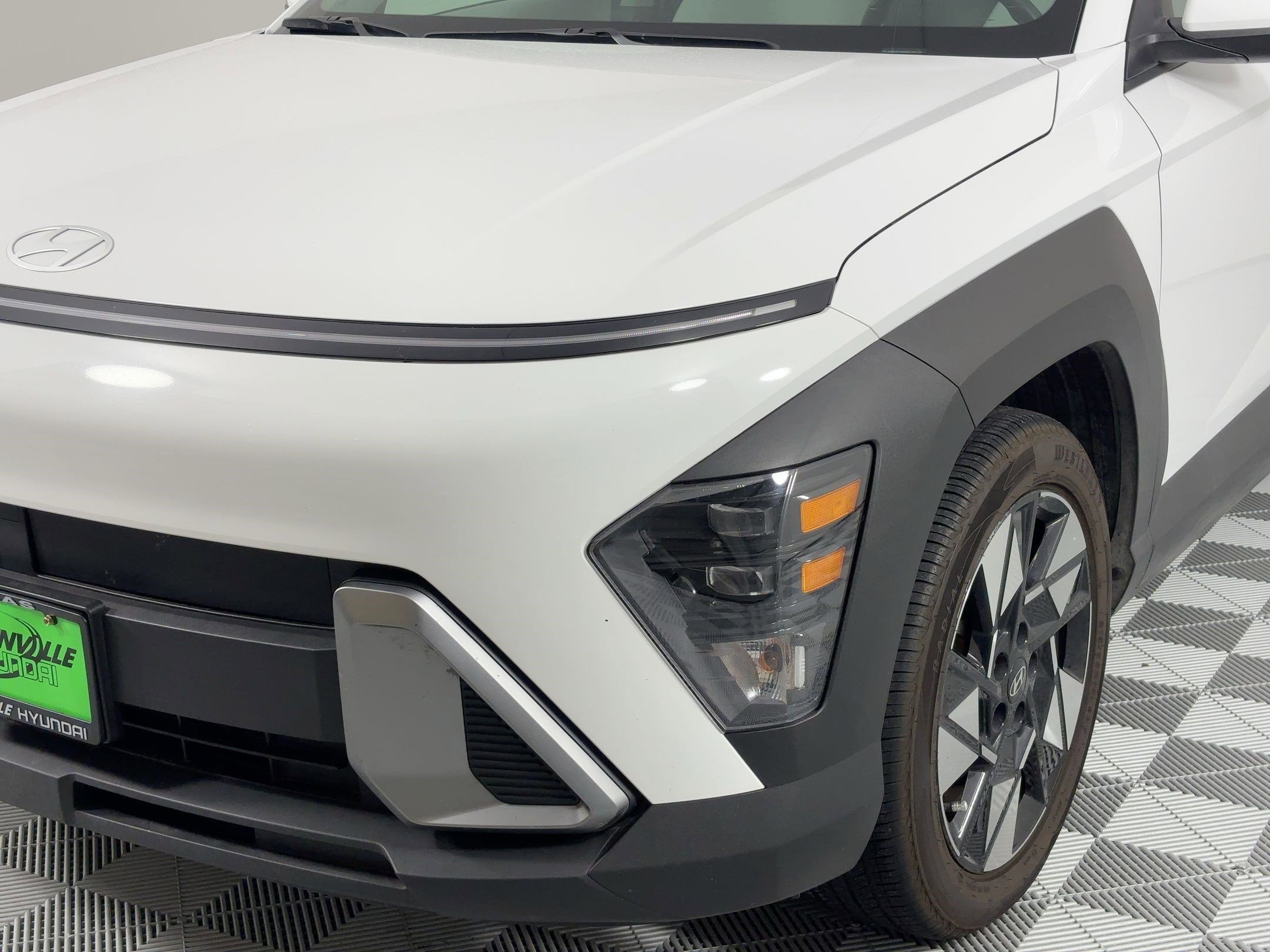 Used 2024 Hyundai Kona SEL image 11