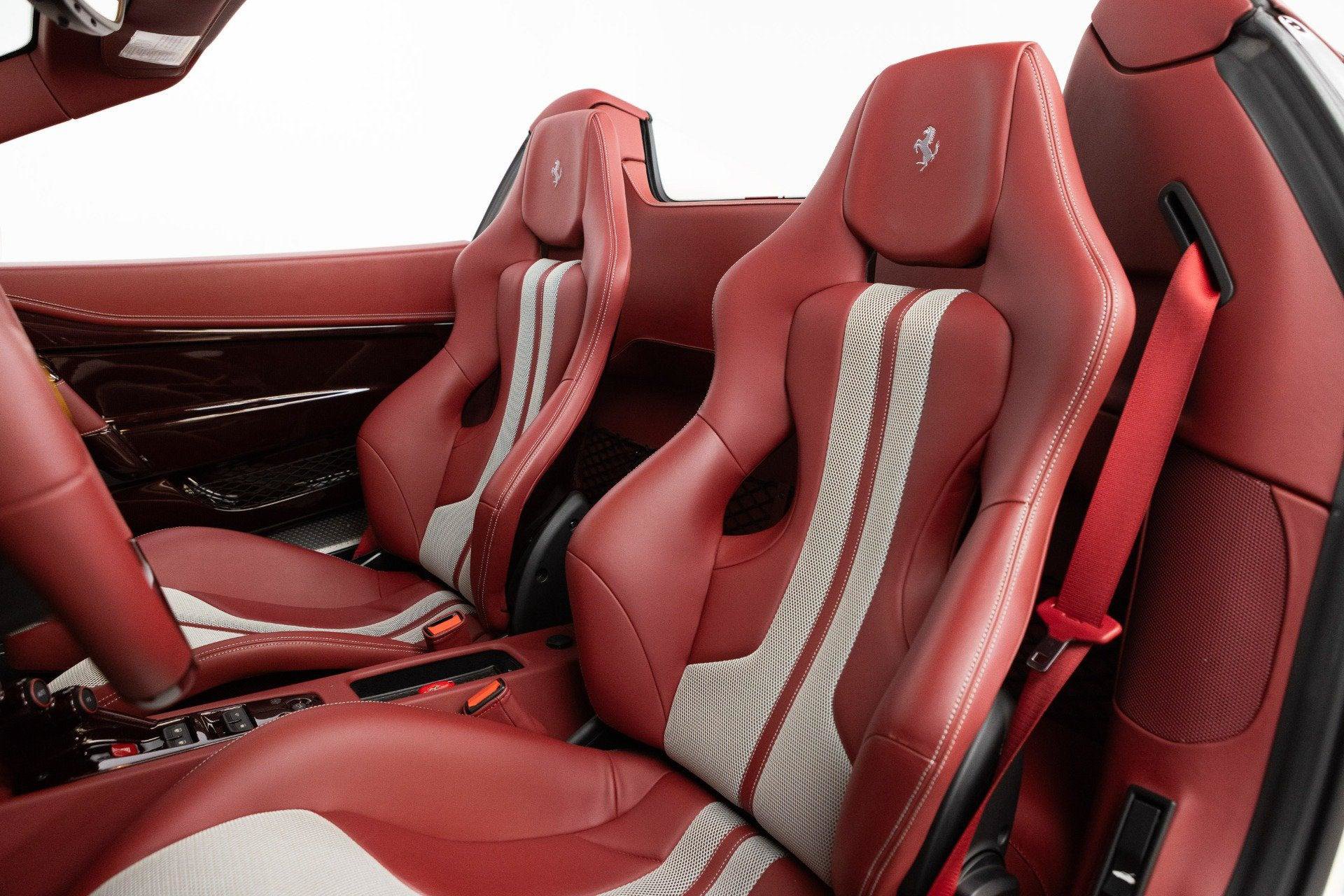 Certified 2015 Ferrari 458 Speciale A RWD image 3