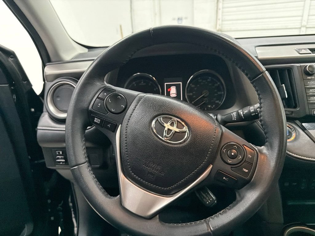 Used 2017 Toyota RAV4 Limited w/ Advanced Technology Package FWD image 16