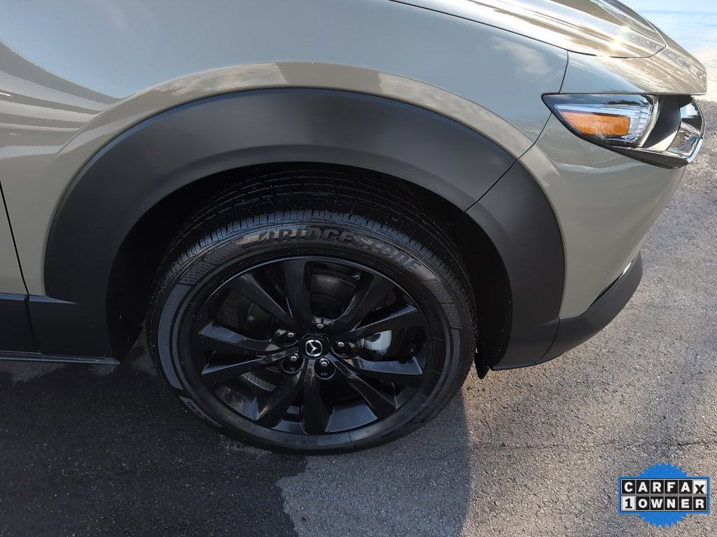 Certified 2025 MAZDA CX-30 Carbon image 3
