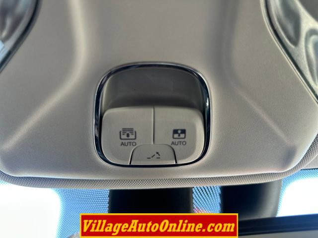 Used 2018 Jeep Compass Limited AWD/4WD image 18