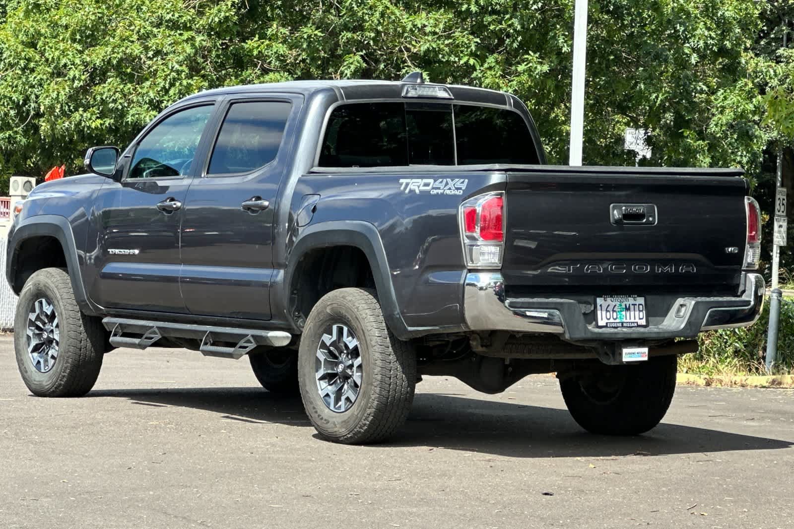Used 2021 Toyota Tacoma TRD Off-Road AWD/4WD image 6