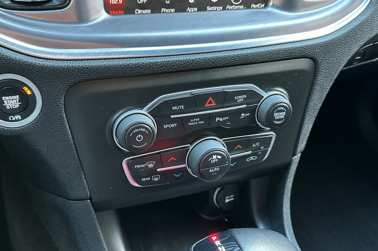 Used 2021 Dodge Charger R/T w/ Blacktop Package image 30