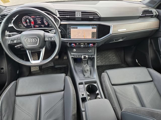 Used 2020 Audi Q3 2.0T Prestige w/ Prestige Package AWD/4WD image 11