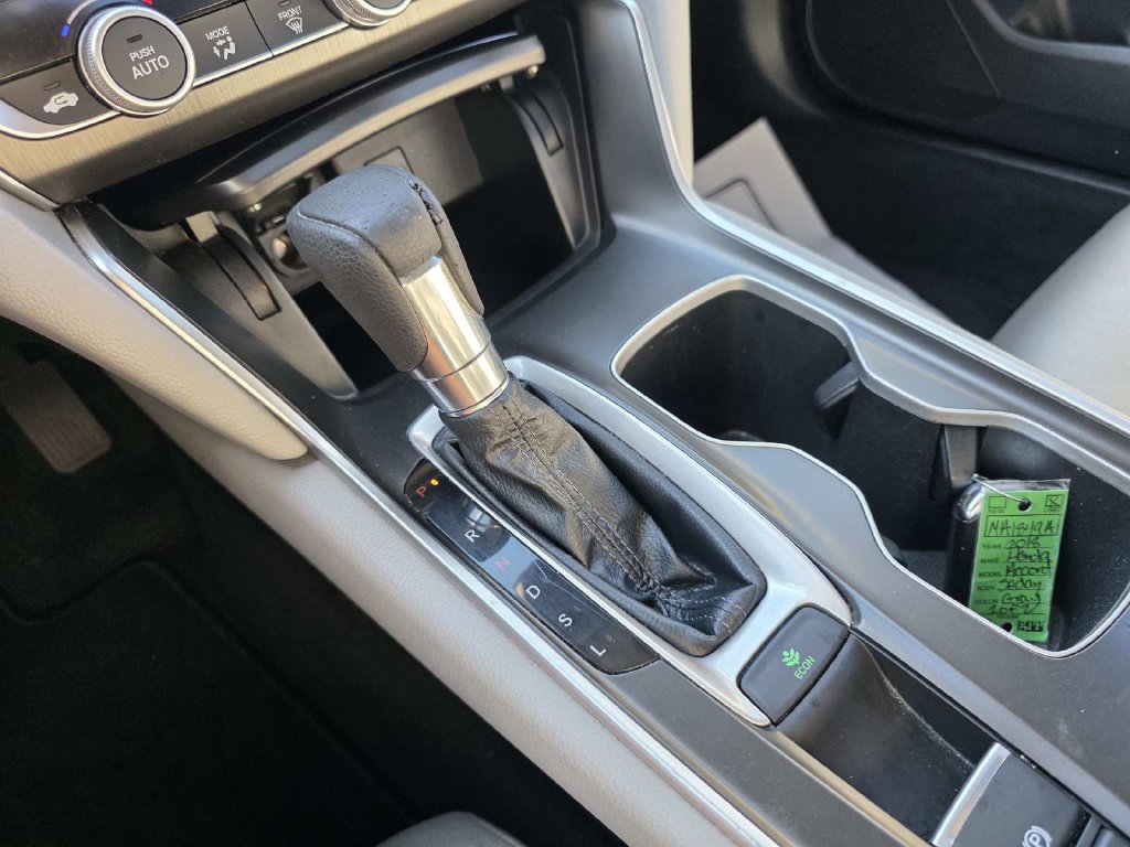 Used 2018 Honda Accord LX image 11